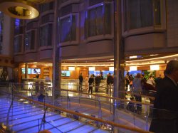 Independence of the Seas Royal Promenade picture