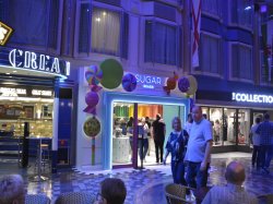 Independence of the Seas Royal Promenade picture