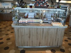 Independence of the Seas Windjammer Cafe picture