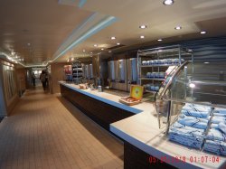 Norwegian Bliss Garden Cafe picture