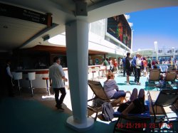 Norwegian Bliss Surf Bar picture