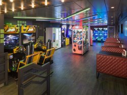 Symphony of the Seas Playmakers Bar picture