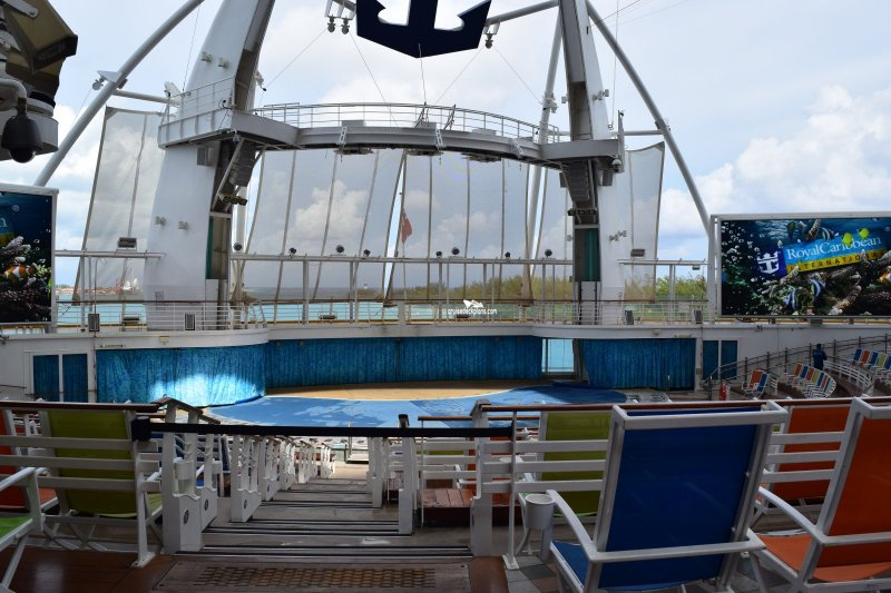 Oasis Of The Seas Aquatheater Pictures