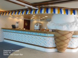 Sapphire Princess Scoops Bar picture