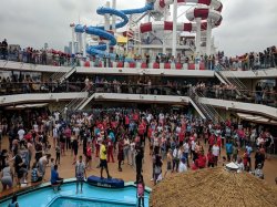 Carnival Horizon Beach Pool picture