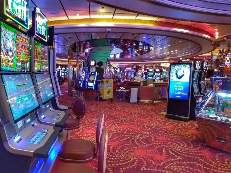 Mariner of the Seas Casino Royale