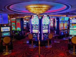 Mariner of the Seas Casino Royale picture