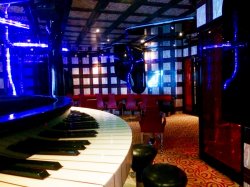 Carnival Splendor Grand Piano Bar picture