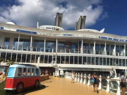 Symphony of the Seas Mini Golf picture