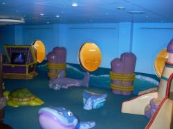 Disney Wonder Oceaneer Club picture