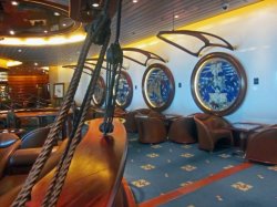 Adventure of the Seas Schooner Bar picture