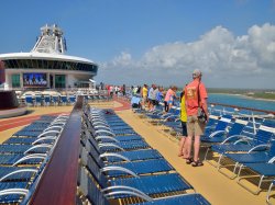 Navigator of the Seas Jogging Track picture