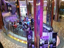 Allure of the Seas Rising Tide Bar picture