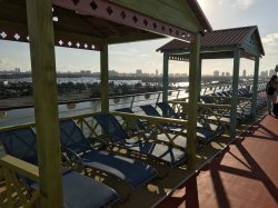 Navigator of the Seas Jogging Track picture