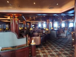 Sapphire Princess Wheelhouse Bar picture