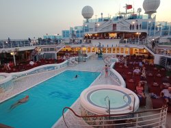 Sapphire Princess Neptunes Reef & Pool picture