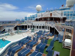 Sapphire Princess Neptunes Reef & Pool picture