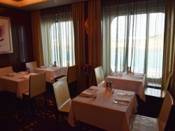 Norwegian Escape Taste Restaurant picture