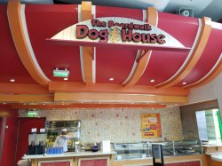 Oasis of the Seas Boardwalk picture