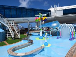 Caribbean Princess Splashpad Water Playground picture