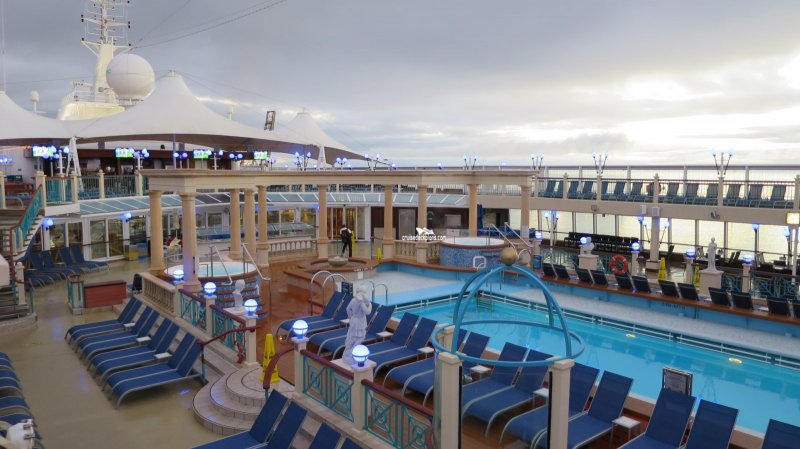 Norwegian Spirit Pool Pictures