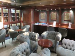 MSC Magnifica Library & Card Room picture