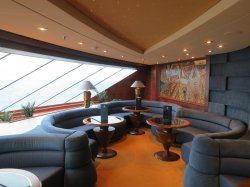 Top Sail Lounge picture