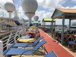 Navigator of the Seas Jogging Track picture