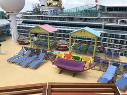 Navigator of the Seas Jogging Track picture