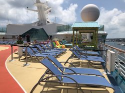 Navigator of the Seas Jogging Track picture