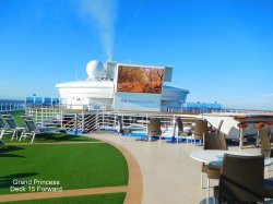 Grand Princess Sun Deck picture