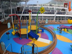 Symphony of the Seas Splashaway Bay picture