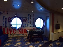 Symphony of the Seas The Living Room picture