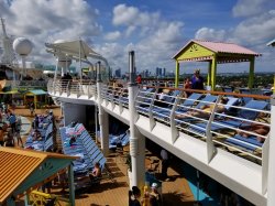 Navigator of the Seas Jogging Track picture