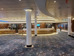 Norwegian Bliss Atrium picture