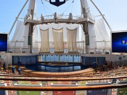 Symphony of the Seas Aqua Theater picture