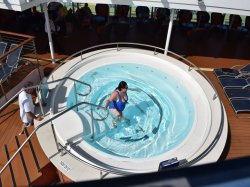 Anthem of the Seas Outdoor Pool picture