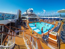 Anthem of the Seas Outdoor Pool picture