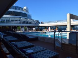 Nieuw Amsterdam Lido Pool picture