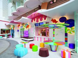 Oasis of the Seas Candy Beach picture