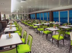 Norwegian Jewel Garden Cafe picture