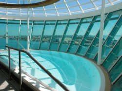 Freedom of the Seas Solarium picture