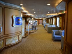 Emerald Princess Explorers Lounge picture