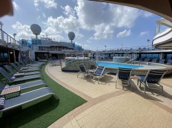 Emerald Princess Neptunes Reef and Pool picture