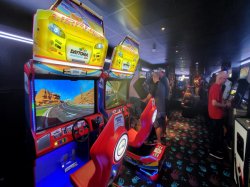 Scarlet Lady Arcade picture