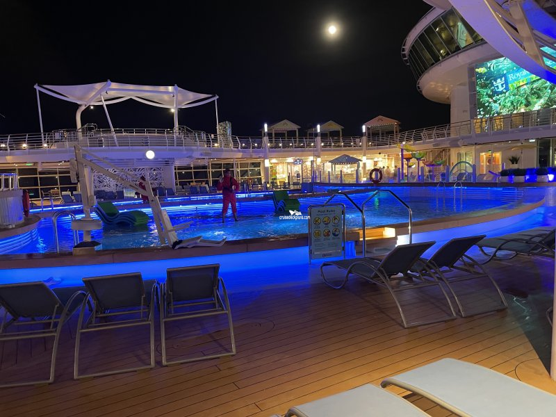 Navigator of the Seas, Get ready to be wowed in the Promenade. The center  of all entertainment, don't mis…