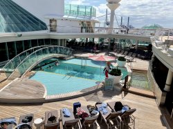 Freedom of the Seas Solarium picture