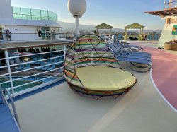 Navigator of the Seas Jogging Track picture