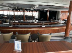 Norwegian Gem Spinnaker Lounge picture