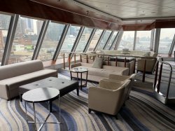 Norwegian Gem Spinnaker Lounge picture